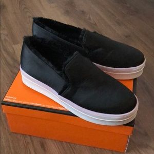 So me silk black slip on sneakers